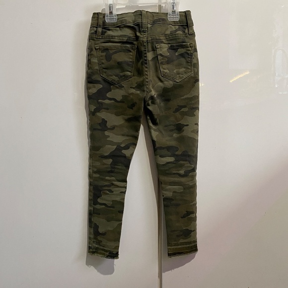 Girls Camo Jeggings Size 6 - Picture 3 of 7